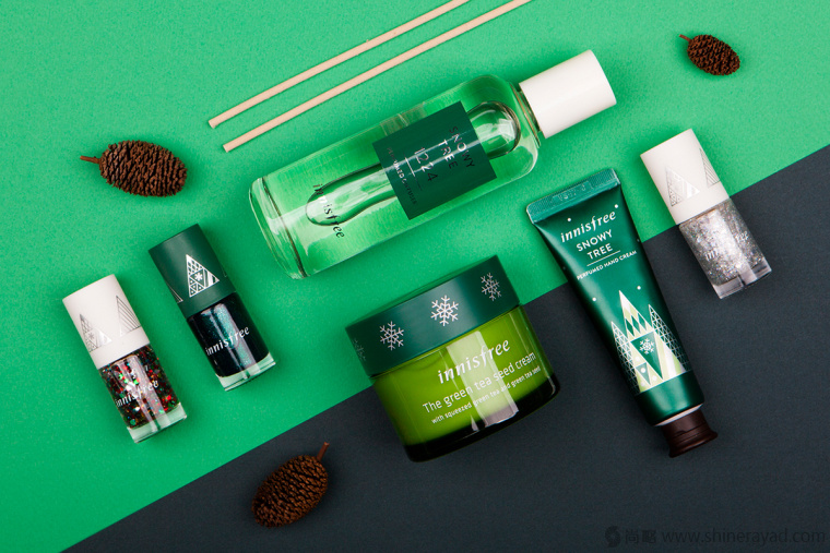 3上海包裝設(shè)計公司-韓國 Innisfree 女性化妝品護膚品品牌圣誕節(jié)日裝包裝設(shè)計 3上海包裝設(shè)計公司-韓國 Innisfree 女性化妝品護膚品品牌圣誕節(jié)日裝包裝設(shè)計