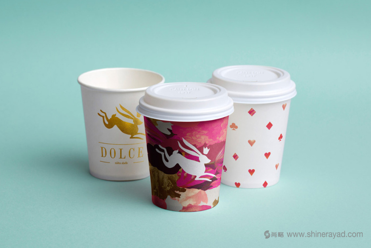 巴洛克美學(xué) DOLCE 面包糕點烘培店品牌VI視覺形象設(shè)計-飲品杯子設(shè)計-上海烘培餐飲品牌設(shè)計公司3 巴洛克美學(xué) DOLCE 面包糕點烘培店品牌VI視覺形象設(shè)計-飲品杯子設(shè)計-上海烘培餐飲品牌設(shè)計公司3