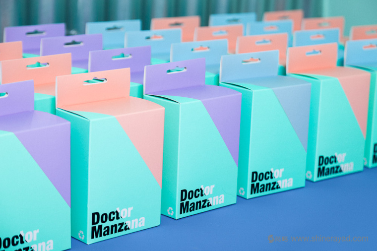 DOCTOR MANZANA 手機配件配飾產品包裝設計-上海包裝設計公司收藏1