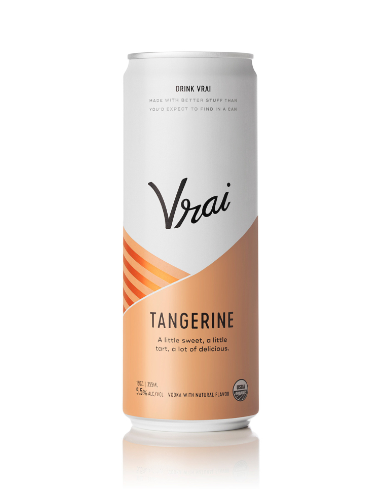 Vrai 品牌灌裝伏特加雞尾酒包裝設計清爽“V”字母版式