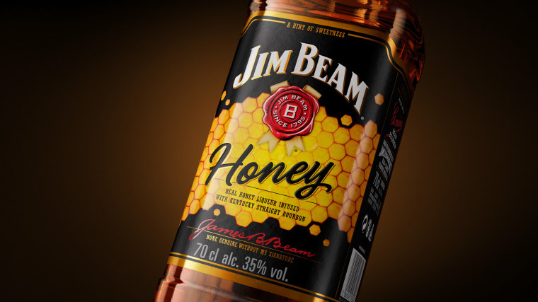 金黃色六邊形圖案 Jim Beam 蜂蜜包裝設(shè)計，極具食欲感