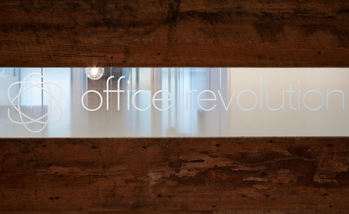  Office Revolution 辦公室空間環境裝修設計--logo墻-上海品牌設計公司