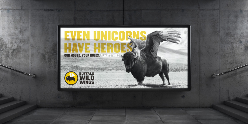 Buffalo Wild Wings體育酒吧新logo設計，帶翅膀的水牛形象