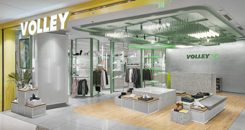 volley 休閑運動鞋專賣店店鋪空間設計，活力綠色+通透玻璃貨架設計