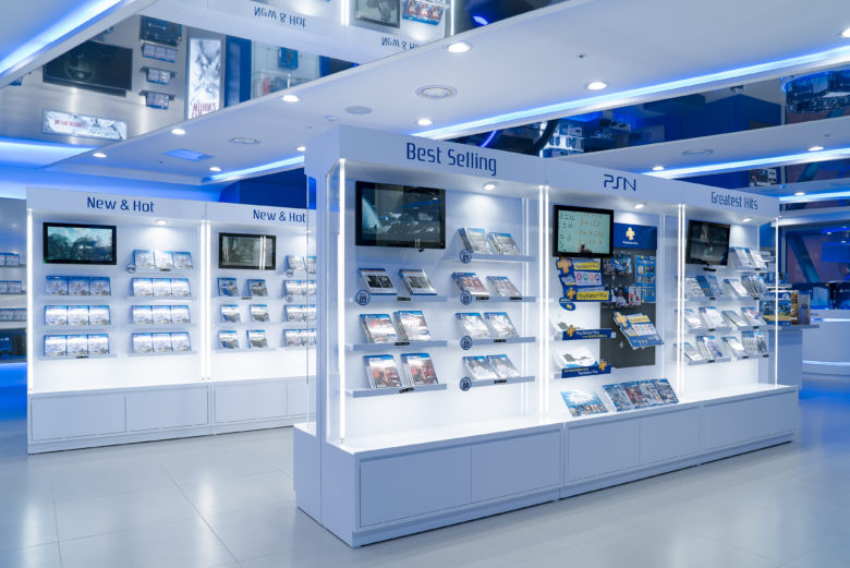 PlayStation 品牌電競游戲設(shè)備線下店鋪空間設(shè)計，藍(lán)色科技風(fēng)格