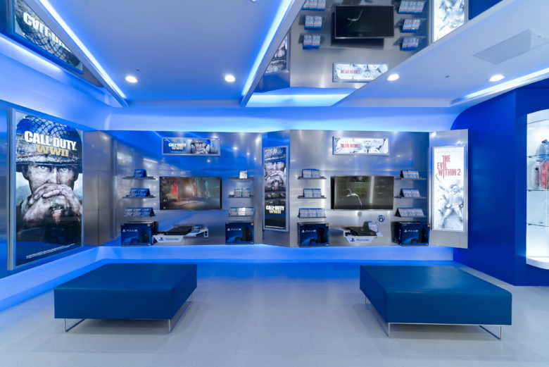 PlayStation 品牌電競游戲設(shè)備線下店鋪空間設(shè)計，藍(lán)色科技風(fēng)格