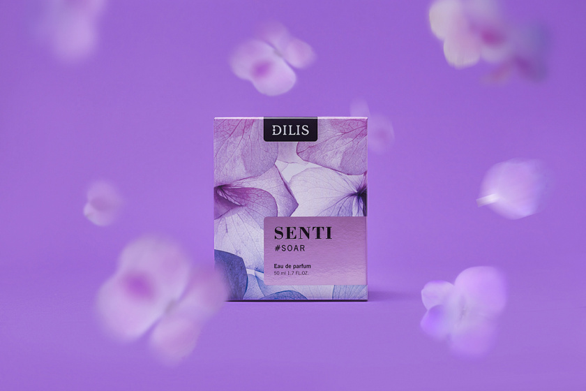 Dilis化妝品包裝設計——花朵花瓣的特寫鏡頭