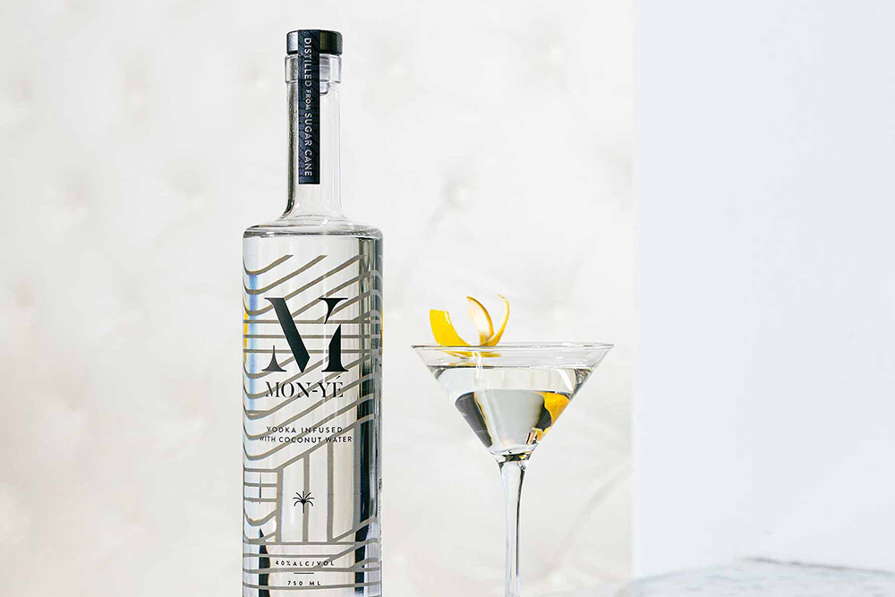 MON-YéVodka西非伏特加酒水包裝設(shè)計，紡織品團案+MV品牌logo設(shè)計