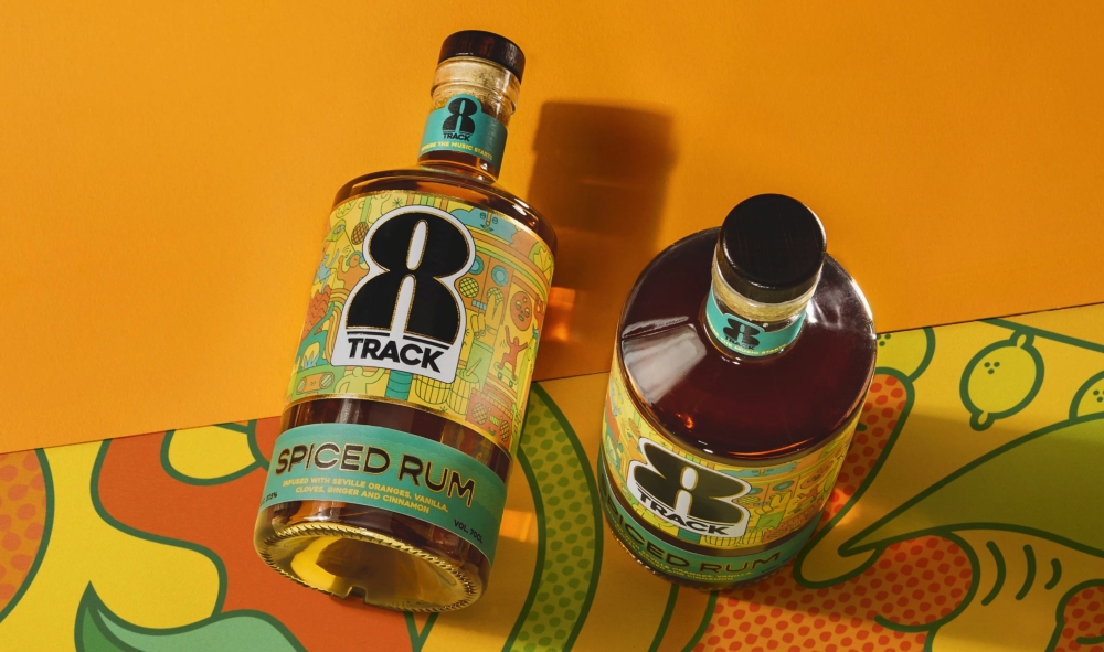 8TRACK香料朗姆酒品牌創建-logo設計包裝設計，結合音樂文化線條時尚插畫元素