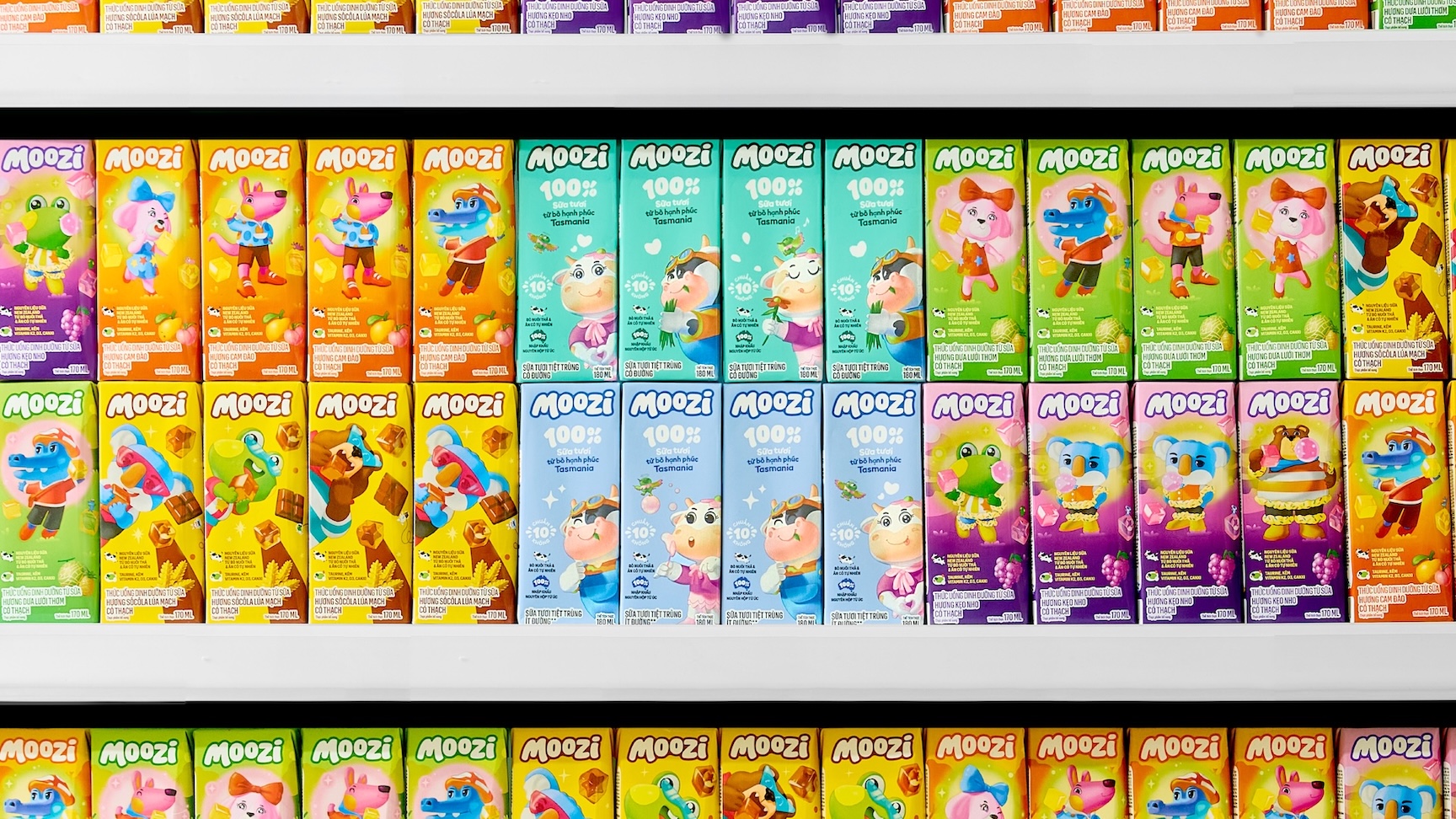 Moozi 兒童牛奶品牌全案設計-logo包裝動物通設計,交融樂趣營養與想象力的世界 Moozi 兒童牛奶品牌全案設計-logo包裝動物通設計,交融樂趣營養與想象力的世界